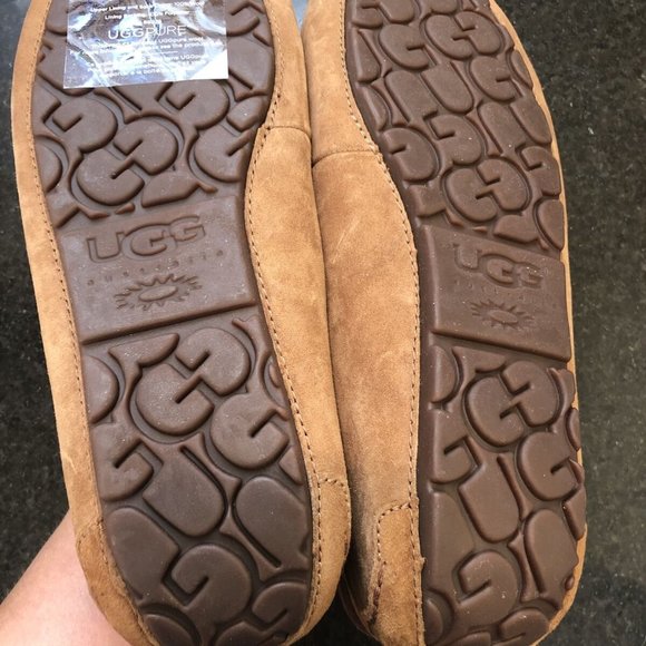 NWOB UGG® Dakota Slipper, Womens Size 10, Chestnut - Picture 7 of 7